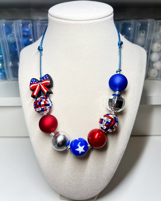 Red white & bow